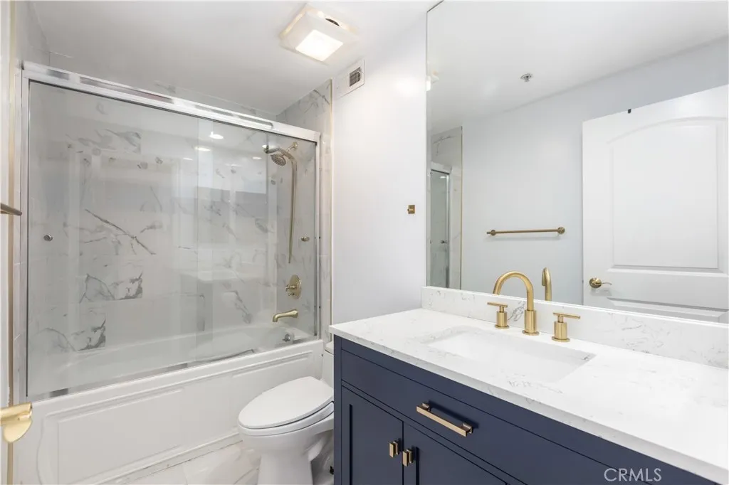 12026 Hoffman Street 302, Studio City, California 91604 home-pic-16